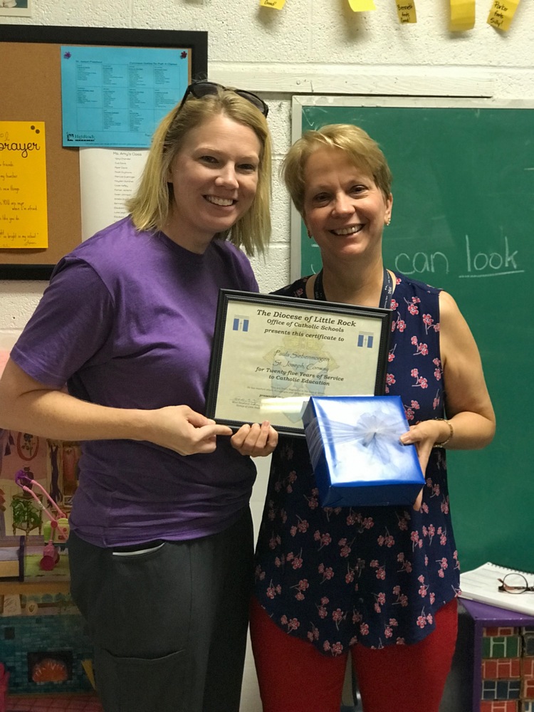 Preschool Teacher Receives Service Award