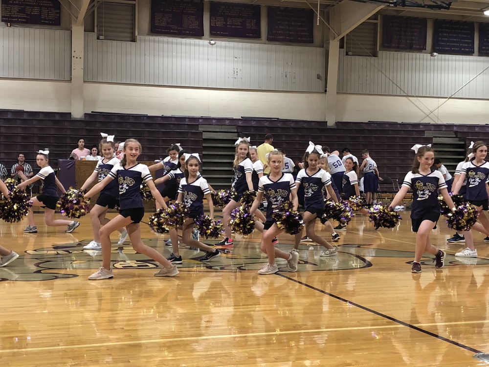 Pee Wee Basketball Excites Crowd
