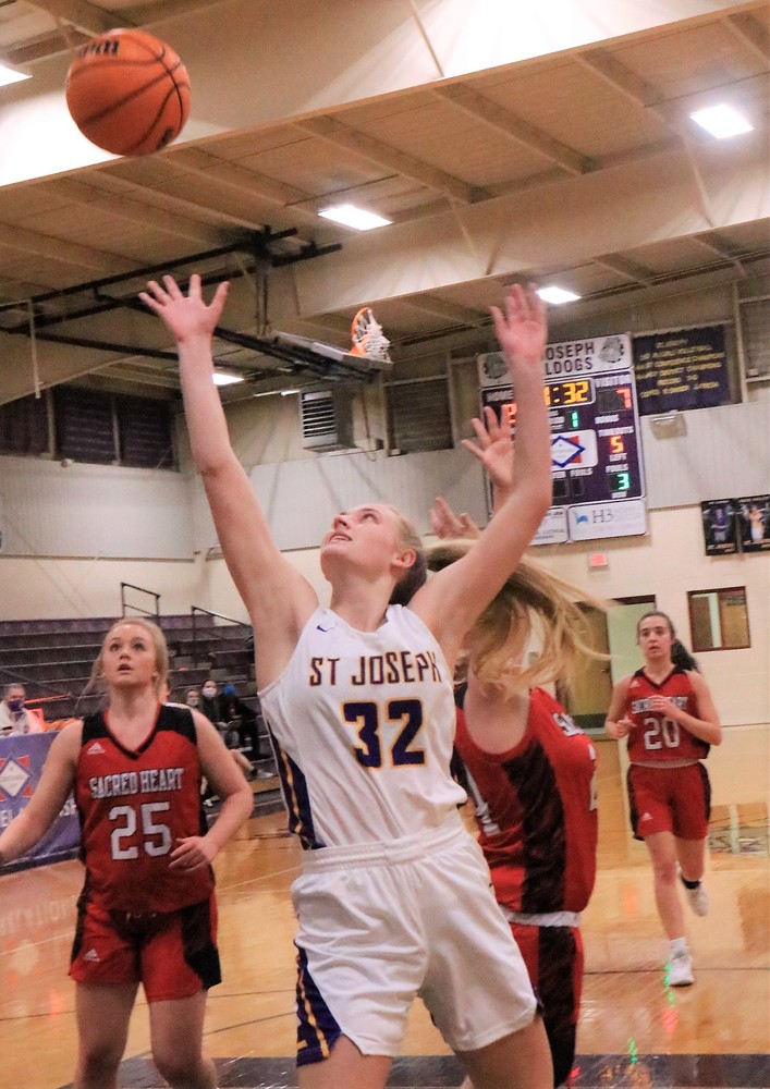 Senior Reaches Scoring Achievement