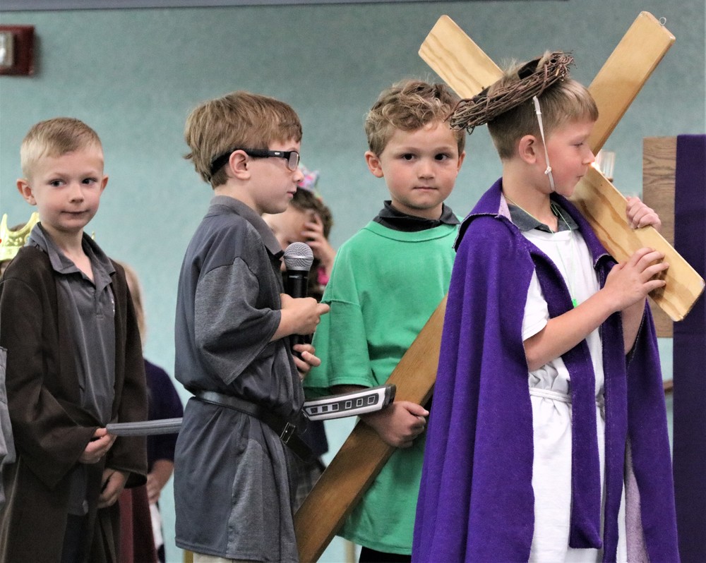 Kindergartners Present Passion of Christ