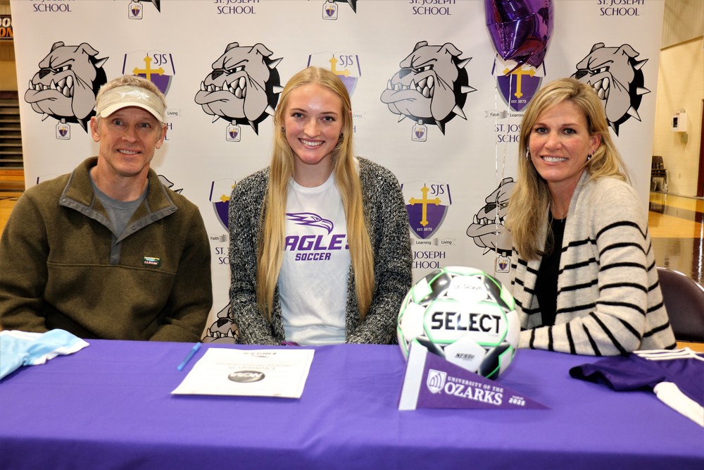 Senior Signs Soccer Letter