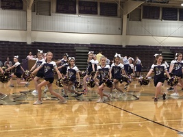 Pee Wee Basketball Excites Crowd